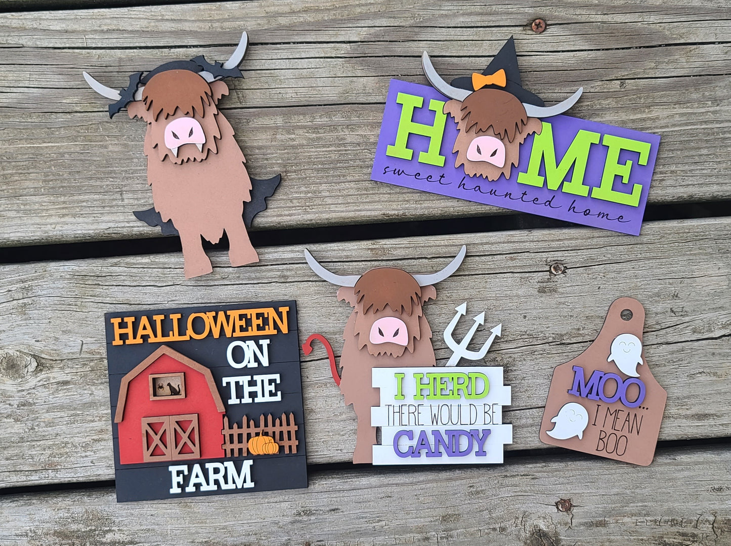 Highland Halloween Tiered Tray Set